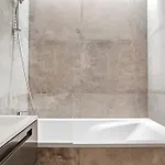 Exception Maison Pieds Dans L'eau Casa de Férias Fréjus